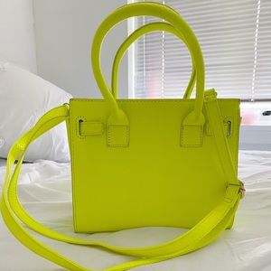 VICI Neon Green Pebble Crossbody Handbag ⚡️